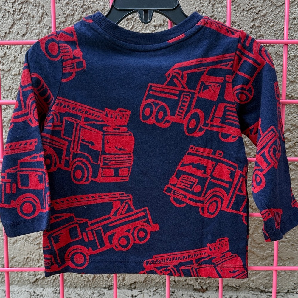 New GAP Kids Navy and Red Fire Truck Cotton Shirt - Picture 4 of 4
